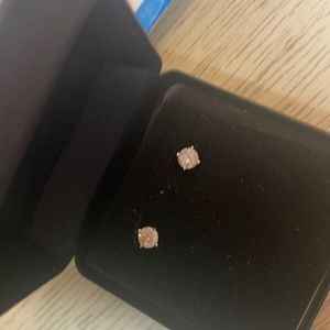 1cttw diamond stud earrings in 14k white gold h-I color i2 i3 clarity